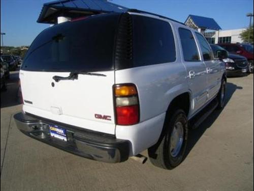 GMC Yukon 2004 photo 3