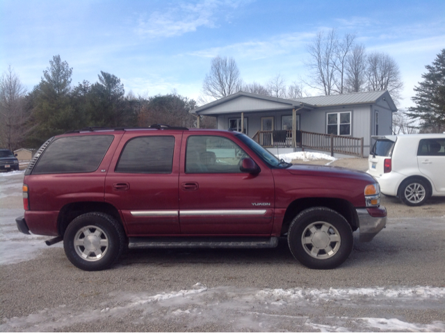 GMC Yukon 2004 photo 4