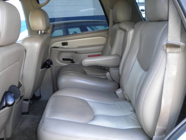 GMC Yukon 2004 photo 4