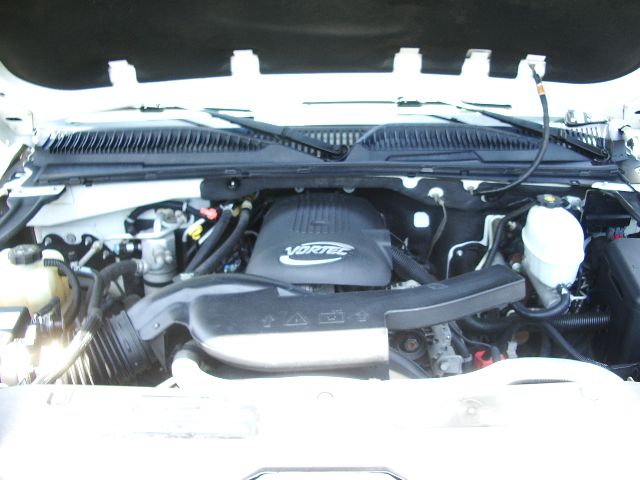 GMC Yukon 2004 photo 1