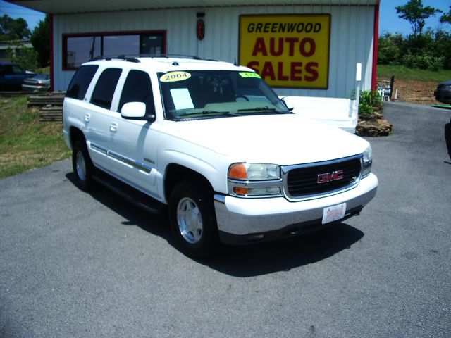 GMC Yukon 2004 photo 16