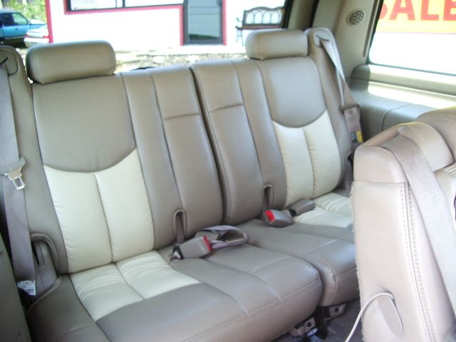 GMC Yukon 2004 photo 3