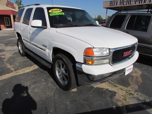 GMC Yukon 2004 photo 1