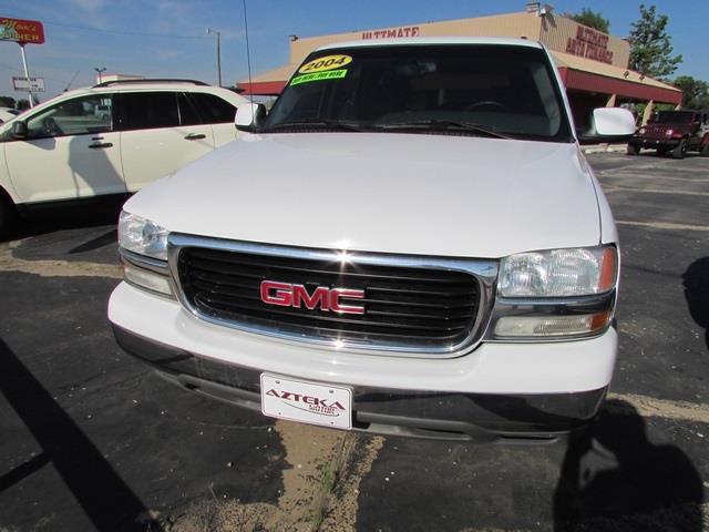 GMC Yukon 2004 photo 2