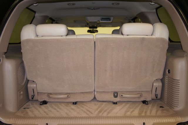 GMC Yukon 2004 photo 12