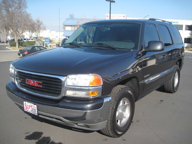 GMC Yukon 2004 photo 1