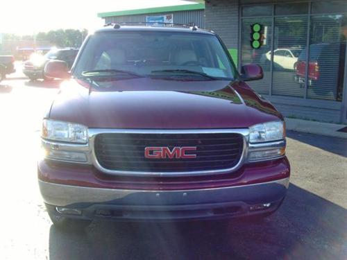 GMC Yukon 2004 photo 1
