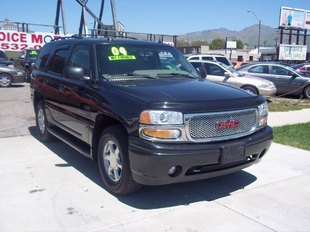 GMC Yukon 2004 photo 19