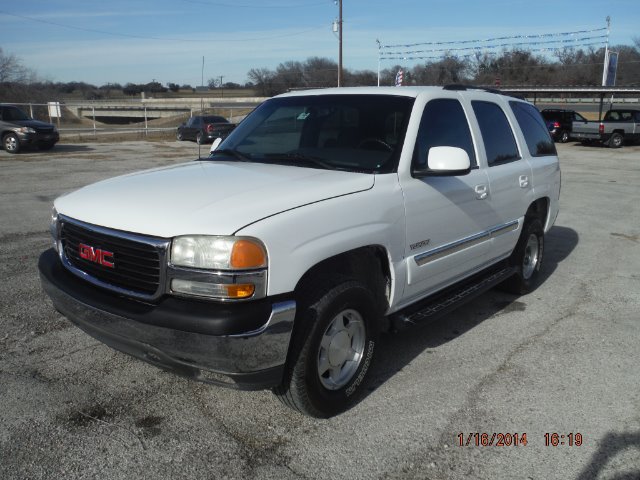 GMC Yukon 2004 photo 1