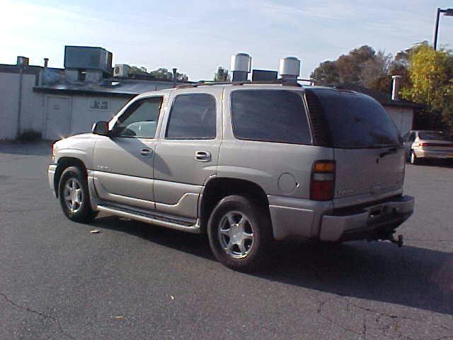 GMC Yukon 2004 photo 5