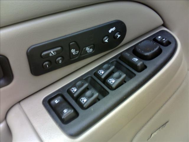 GMC Yukon 2005 photo 4