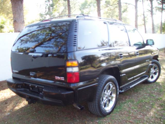 GMC Yukon 2005 photo 4