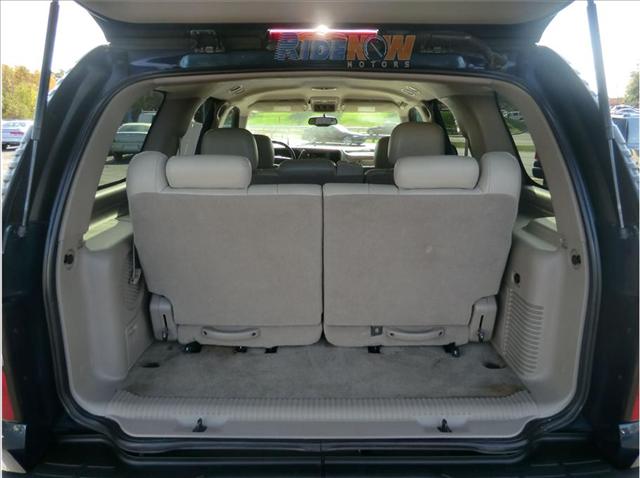 GMC Yukon 2005 photo 4