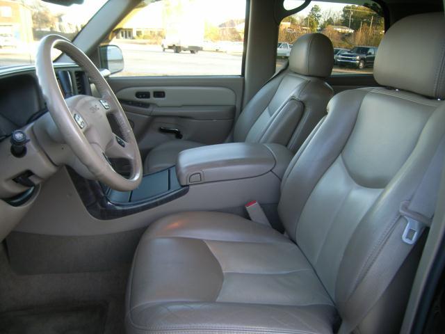GMC Yukon 2005 photo 3