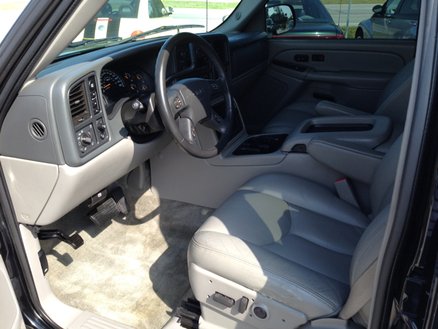 GMC Yukon 2005 photo 11