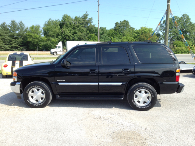 GMC Yukon 2005 photo 9