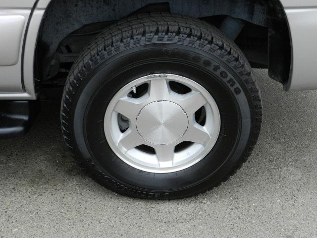 GMC Yukon 2005 photo 4