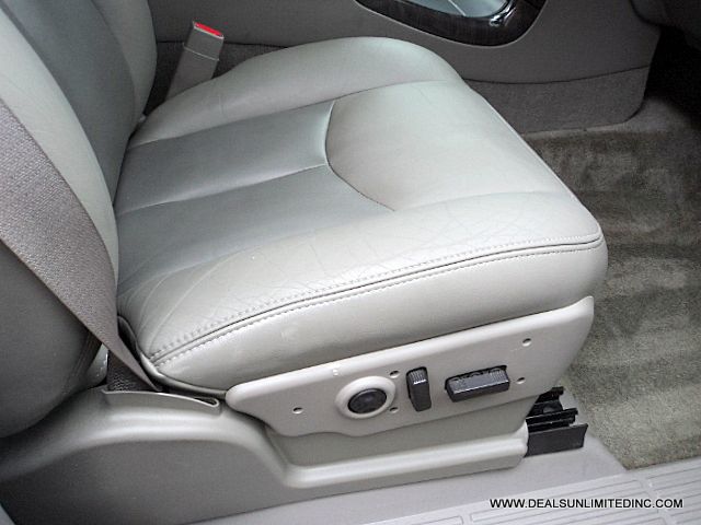 GMC Yukon 2005 photo 19