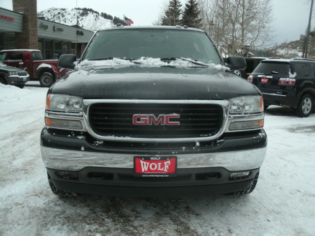 GMC Yukon 2005 photo 2