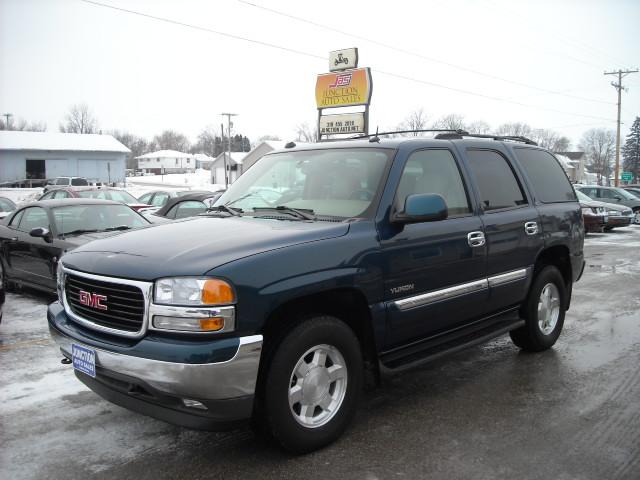 GMC Yukon 2005 photo 1