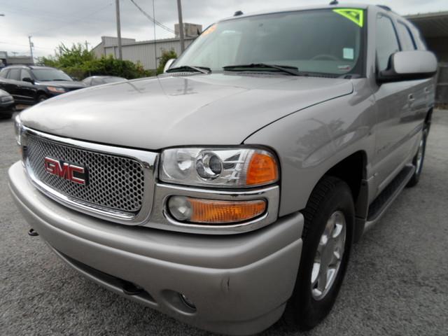 GMC Yukon 2005 photo 4