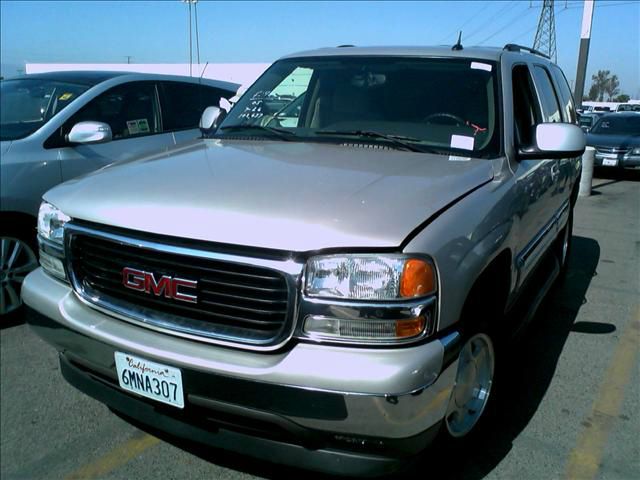 GMC Yukon 2005 photo 2