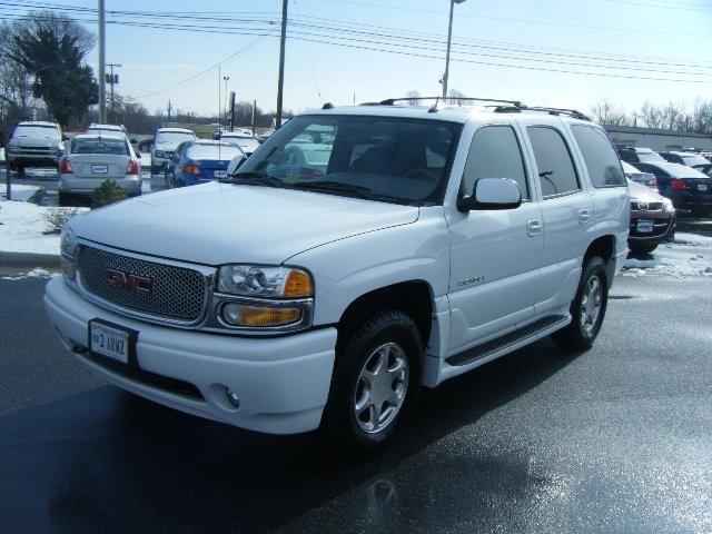 GMC Yukon 2005 photo 4
