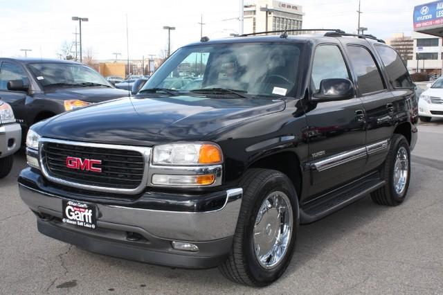GMC Yukon 2005 photo 2