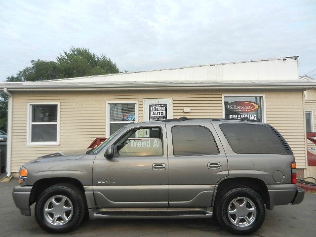 GMC Yukon 2005 photo 3
