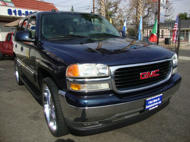 GMC Yukon 2005 photo 4