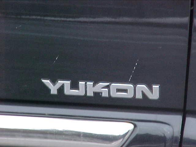 GMC Yukon 2005 photo 4