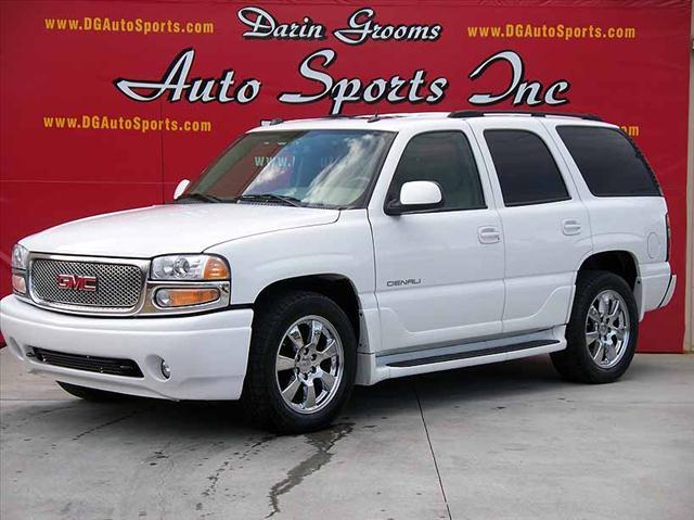 GMC Yukon 2005 photo 1