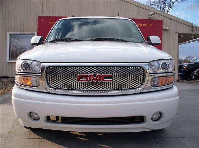 GMC Yukon MEGA Cab4x4 Unspecified