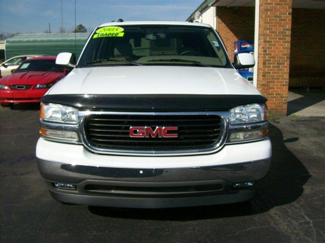 GMC Yukon 2005 photo 1