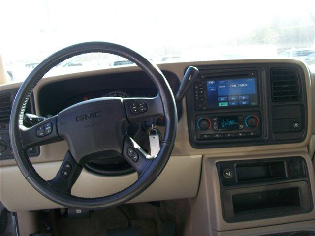 GMC Yukon 2005 photo 5