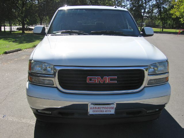 GMC Yukon 2005 photo 3