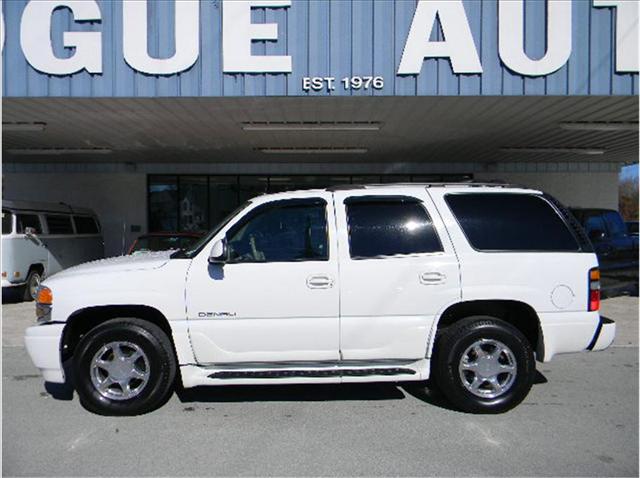 GMC Yukon 2005 photo 1
