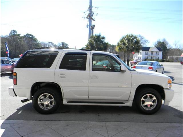 GMC Yukon 2005 photo 4