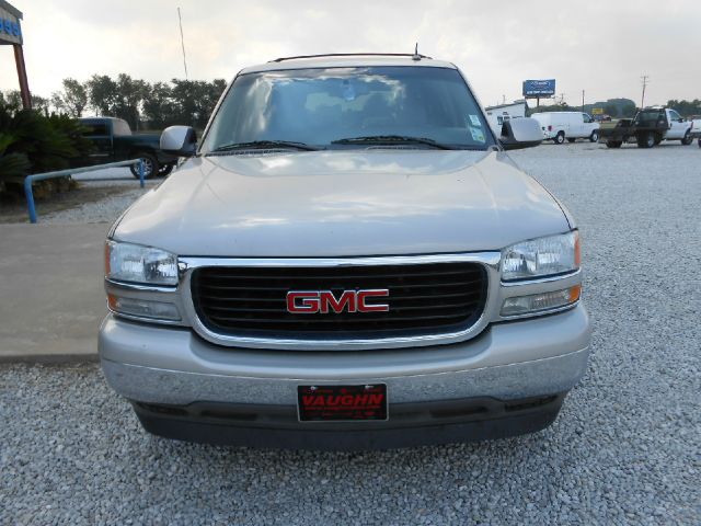 GMC Yukon 2005 photo 4