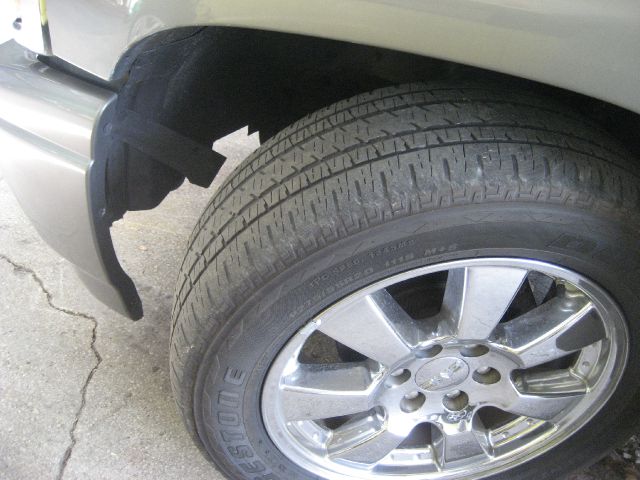 GMC Yukon 2005 photo 12