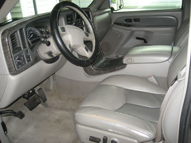 GMC Yukon 2005 photo 25