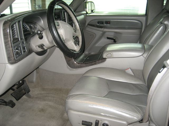 GMC Yukon 2005 photo 30