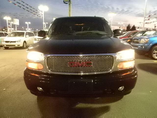 GMC Yukon 2006 photo 1