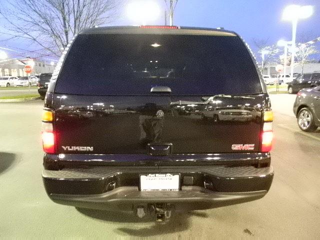 GMC Yukon 2006 photo 4