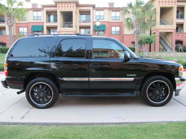 GMC Yukon 2006 photo 3