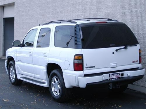 GMC Yukon 2006 photo 2