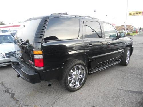 GMC Yukon 2006 photo 2