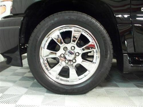 GMC Yukon 2006 photo 2