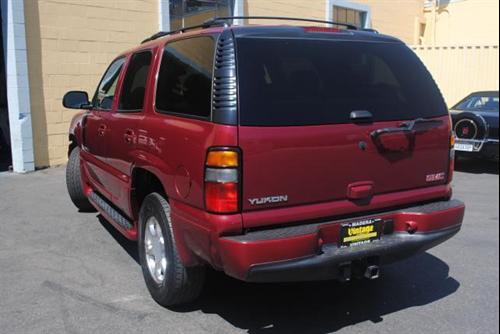 GMC Yukon 2006 photo 4