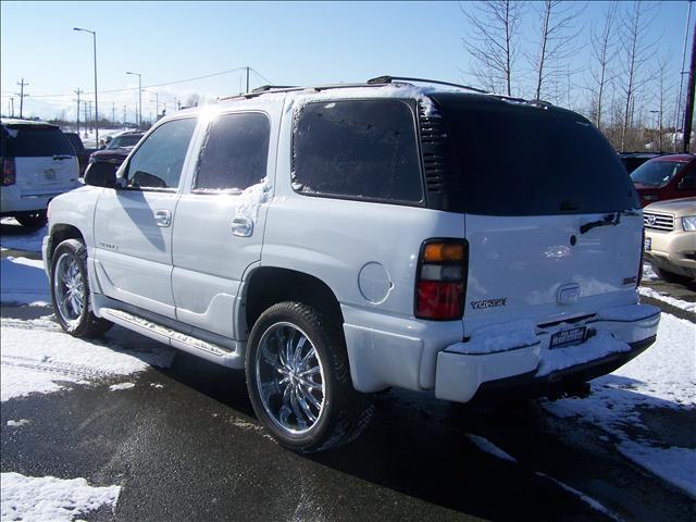 GMC Yukon 2006 photo 1